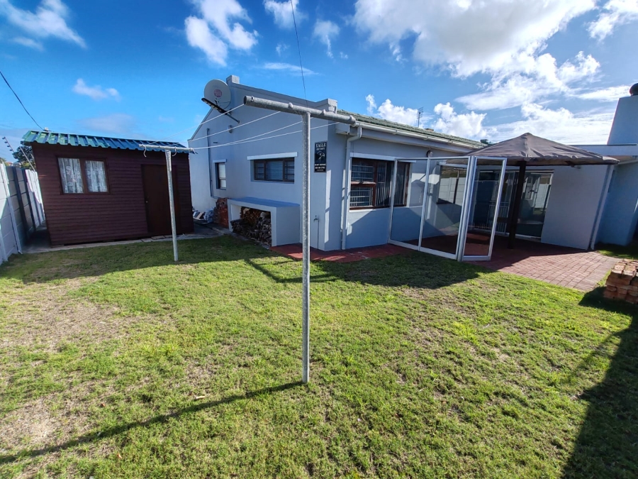 3 Bedroom Property for Sale in De Kelders Western Cape